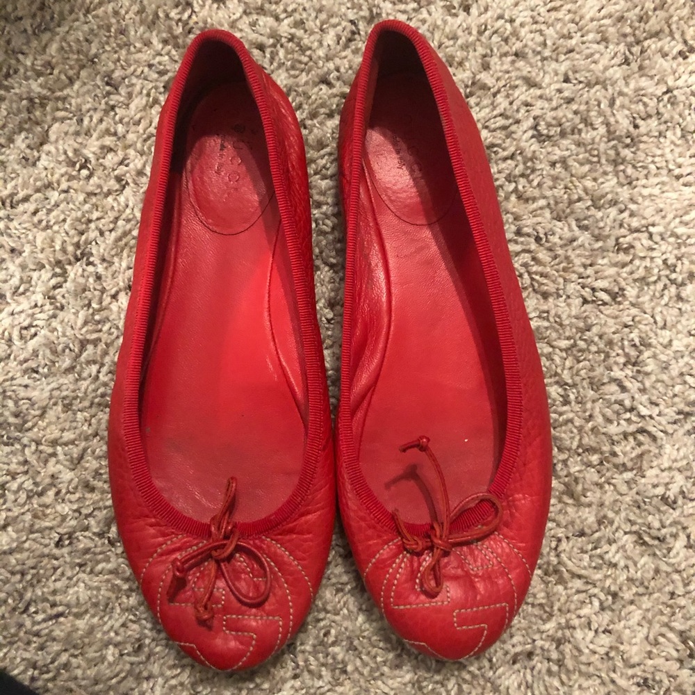 Gucci red ballet flats